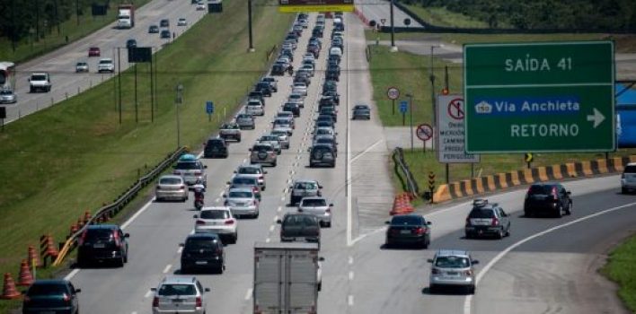 5 itens do seu carro que merecem atenção antes de pegar a estrada no feriado