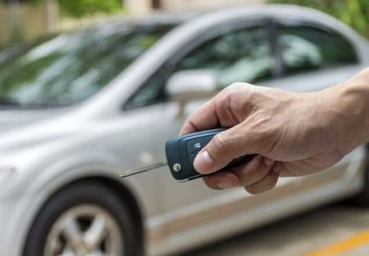 Vai comprar um carro de outra pessoa? É possível financiar